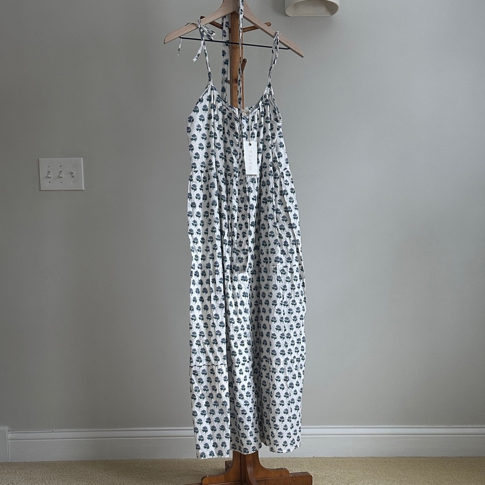 Marea Dress Size M